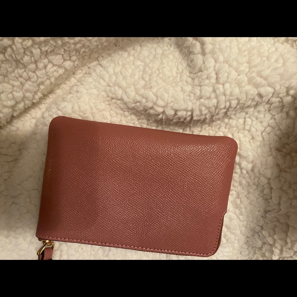 COACH WRISTLET WALLET